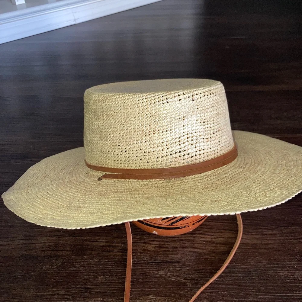 Made by Minga women’s wide Brim Straw Hat with Brown Band - Picture 5 of 7